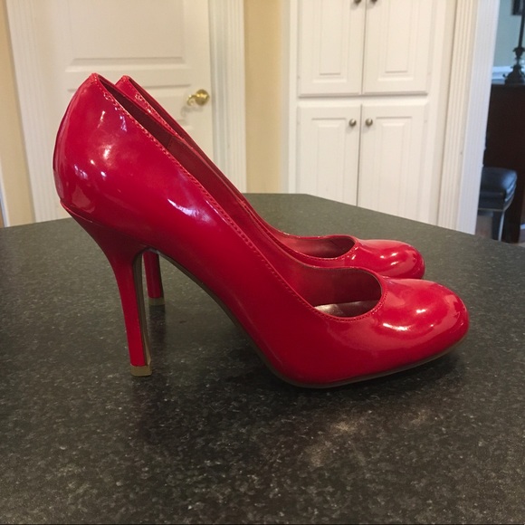 Red Stiletto Pumps - 8.5, 4” Heels - Picture 1 of 8